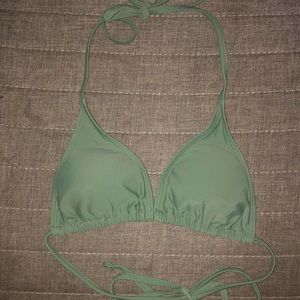 I’m selling the top of a swimsuit.